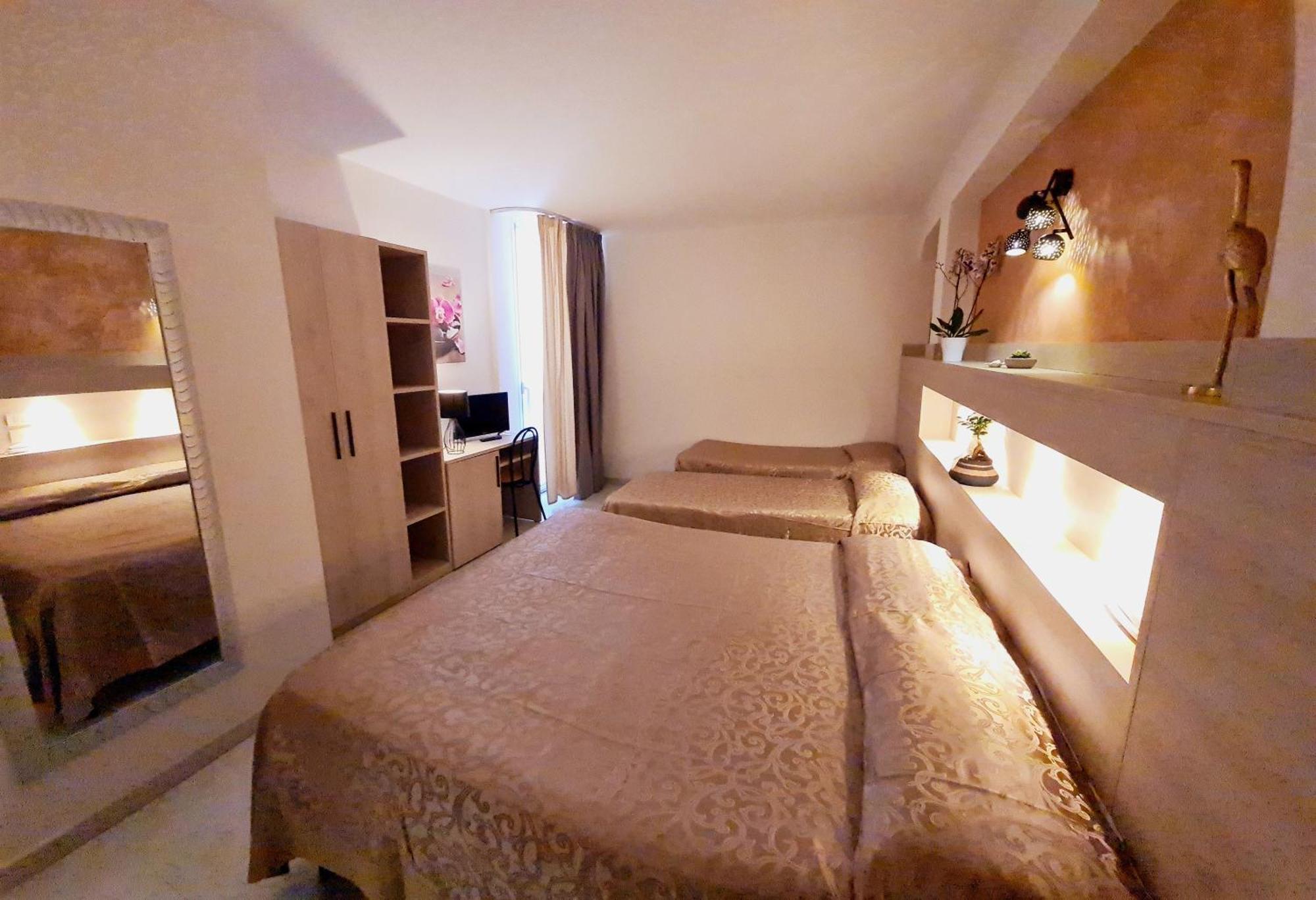 צ'סנטיקו Hotel Laura חדר תמונה