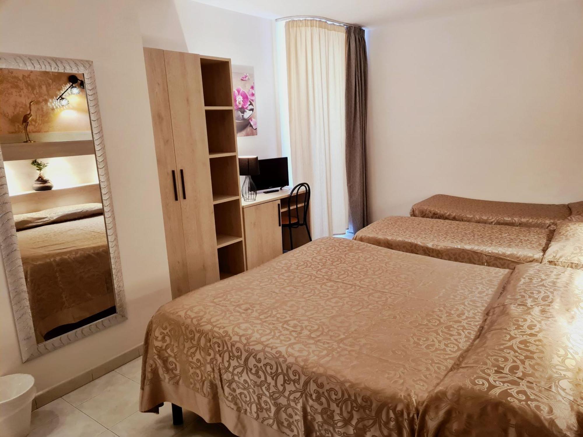 צ'סנטיקו Hotel Laura חדר תמונה